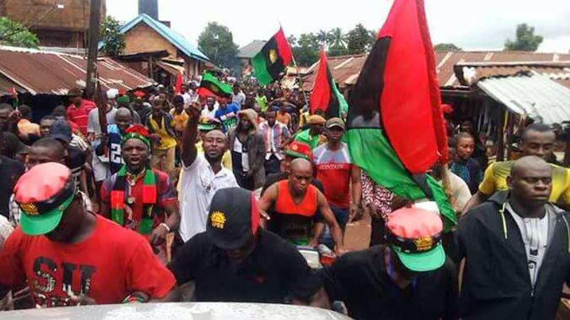 Kun kyauta: Dattawan kudu da arewa sun yabawa 'gwamnonin kudu bisa barranta da IPOB Kun kyauta: Dattawan kudu da arewa sun yabawa 'gwamnonin kudu bisa barranta da IPOB