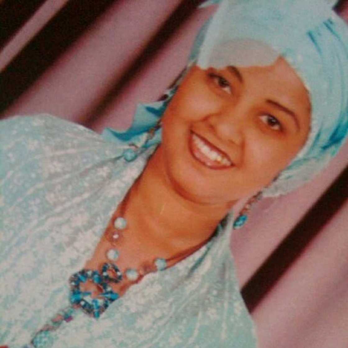 'Yan matan Kannywood 4 da suka rasu da kuruciyarsu (Hotuna) 'Yan matan Kannywood 4 da suka rasu da kuruciyarsu (Hotuna)