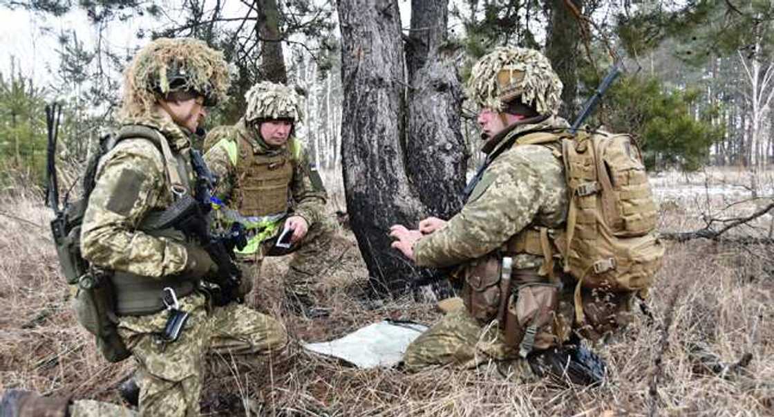 Jami'an sojin ƙasar Ukraine. Jami'an sojin ƙasar Ukraine.