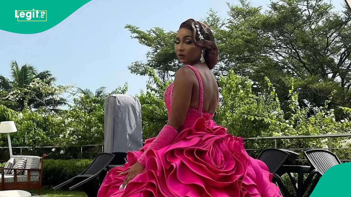 Actress Grace Bassey shares pictures from physical exercise. Actress Grace Bassey shares pictures from physical exercise.