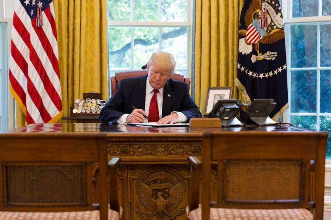 Trump pardons 73, commutes sentence for 70 others: Full list Trump pardons 73, commutes sentence for 70 others: Full list