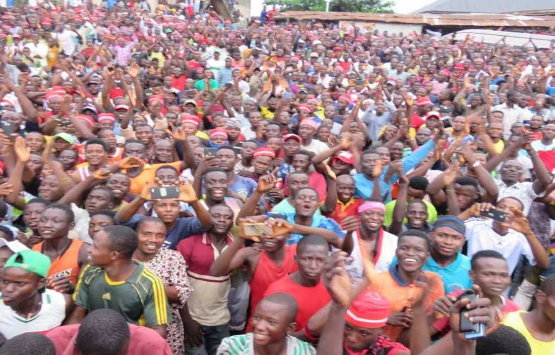 Sanata Rabiu Kwankwaso ya yi wa Jam’iyyar PDP da Eyitayo Jegede kamfe a Ore