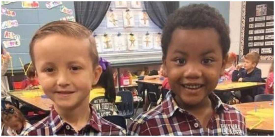 White Mum Gets Matching Outfit for Black Kid after Her Son Said They Looked Alike, Their Photo Cause Huge Stir White Mum Gets Matching Outfit for Black Kid after Her Son Said They Looked Alike, Their Photo Cause Huge Stir