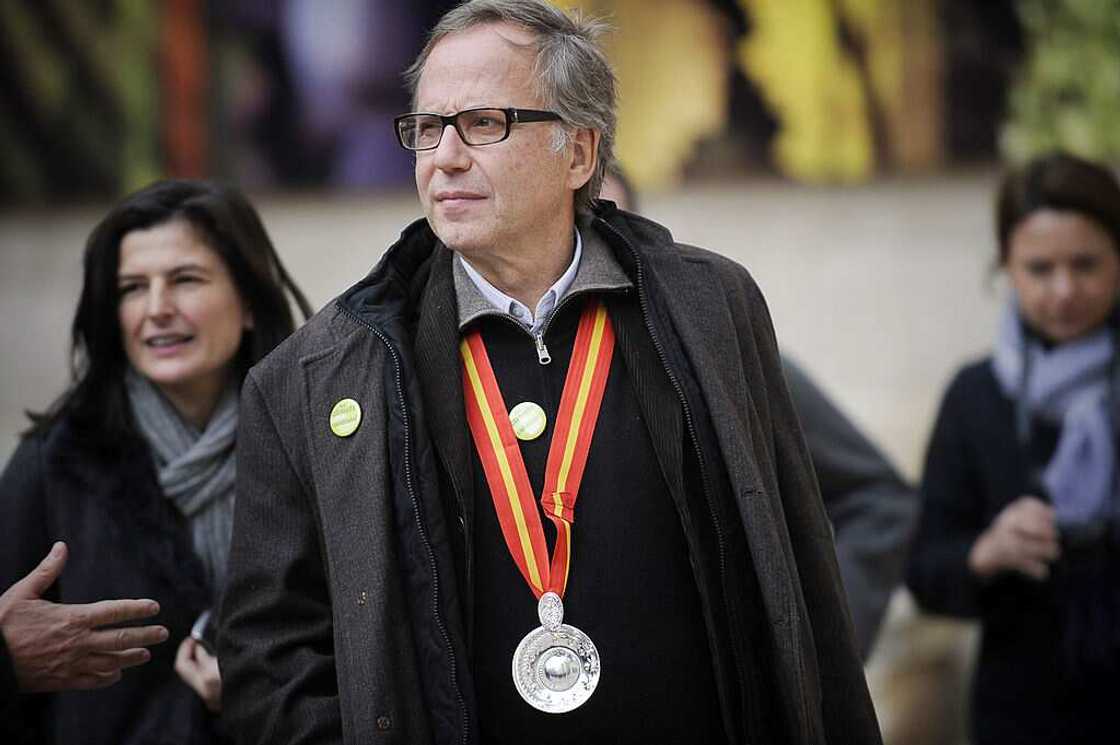 Qui est l'épouse de Fabrice Luchini ? Portrait d'Emmanuelle Garrassino Qui est l'épouse de Fabrice Luchini ? Portrait d'Emmanuelle Garrassino