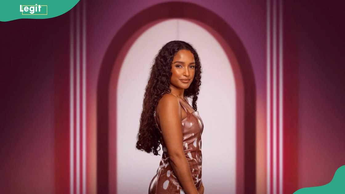 Sharlotte Ritchie from Love is Blind UK in a shiny brown dress Sharlotte Ritchie from Love is Blind UK in a shiny brown dress