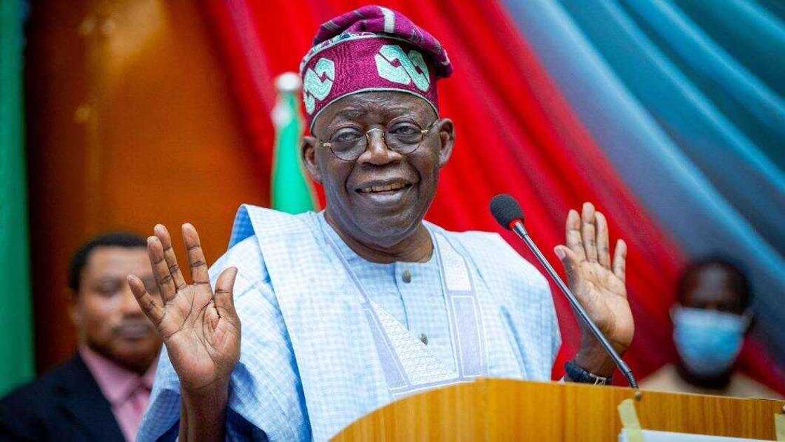 Tinubu ya gana da fasto kan batun zabar mataimakinsa Musulmi Tinubu ya gana da fasto kan batun zabar mataimakinsa Musulmi