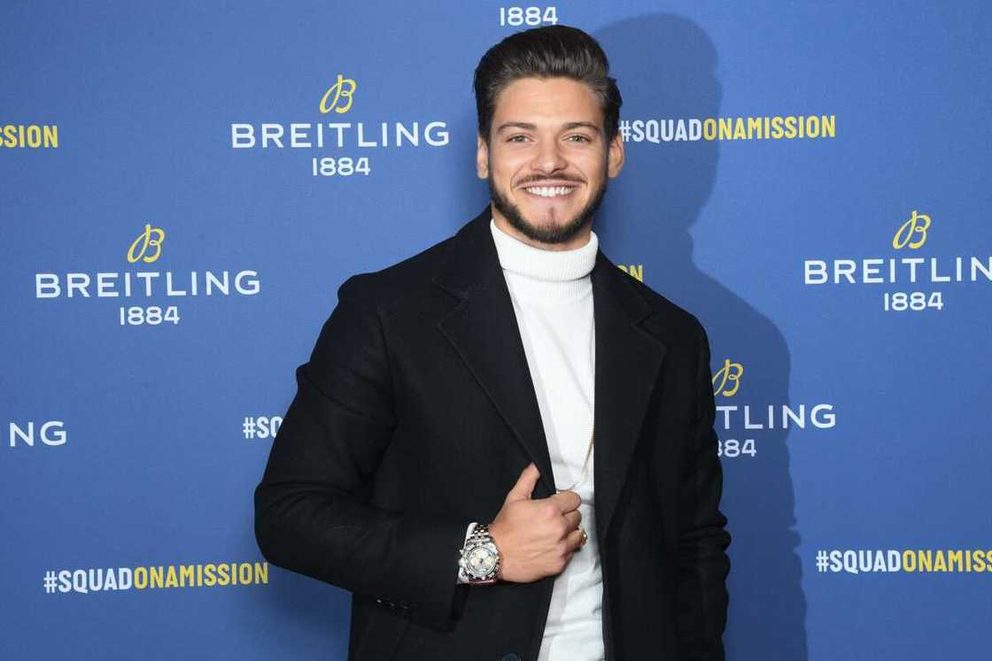 La star française aux origines algériennes Rayane Bensetti. Photo : Stephane Cardinale - Corbis/Corbis via Getty Images). La star française aux origines algériennes Rayane Bensetti. Photo : Stephane Cardinale - Corbis/Corbis via Getty Images).