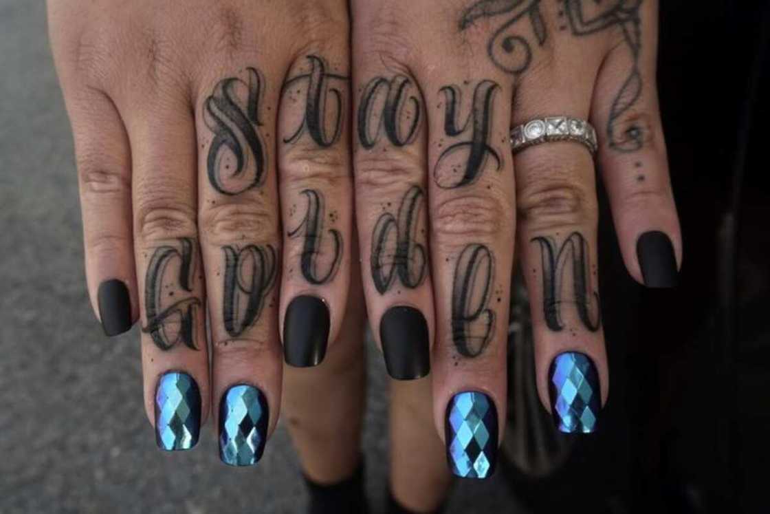 finger tattoos for women finger tattoos for women