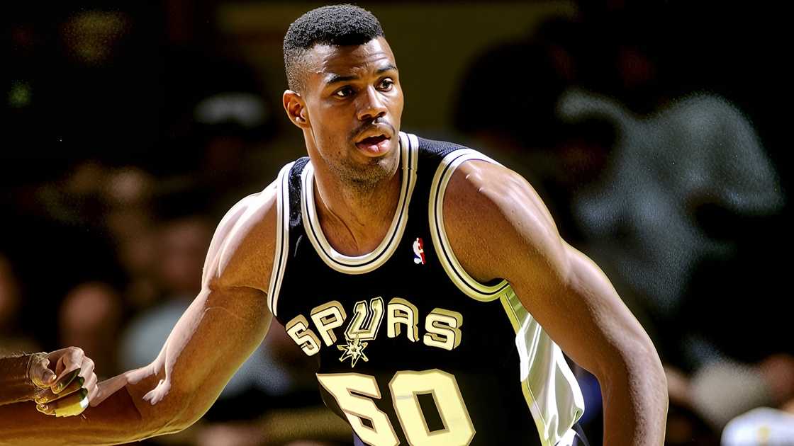 San Antonio Spurs' David Robinson (L) in action against the Boston Celtics at Boston Garden. San Antonio Spurs' David Robinson (L) in action against the Boston Celtics at Boston Garden.
