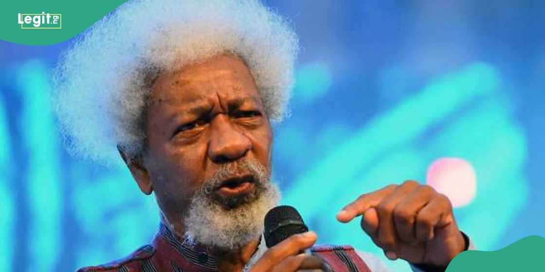 Wole Soyinka, federal government Wole Soyinka, federal government