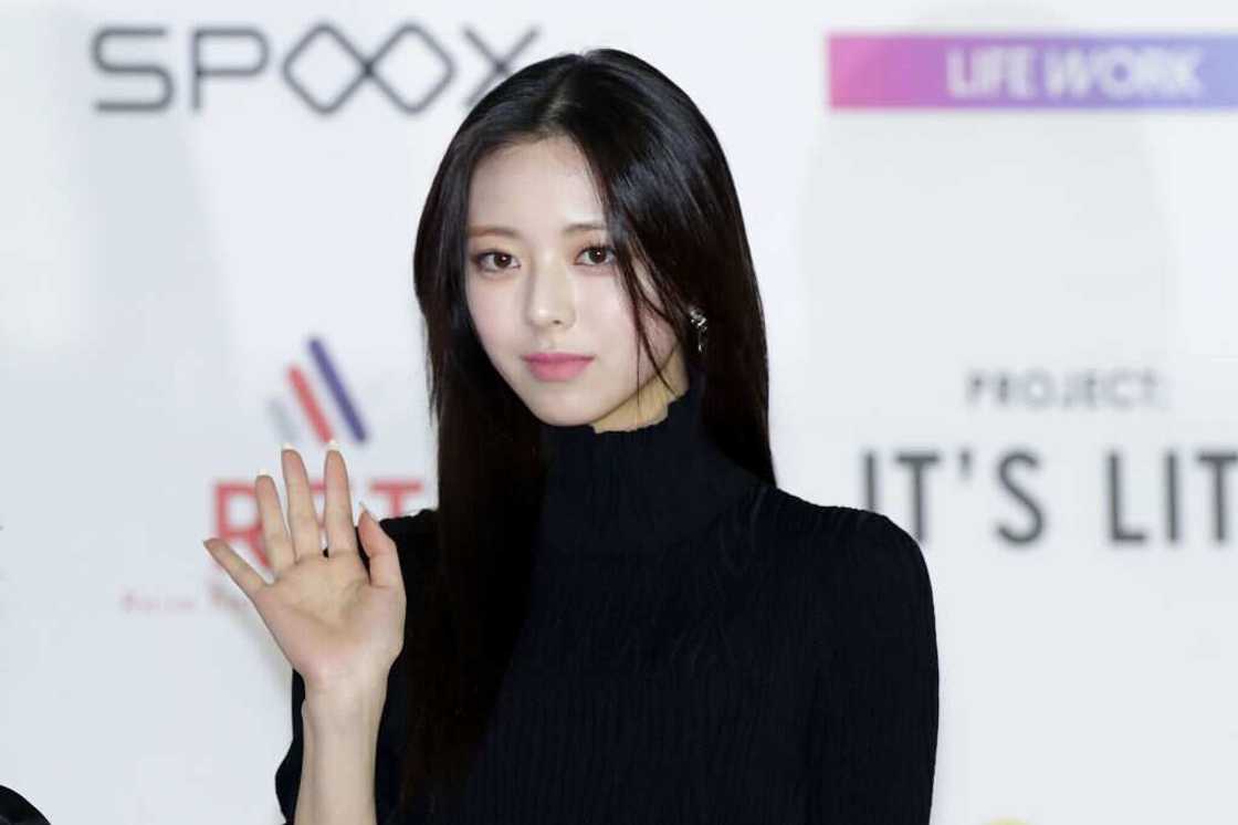 ITZY's Yuna at the 2021 Asia Artist Awards ITZY's Yuna at the 2021 Asia Artist Awards