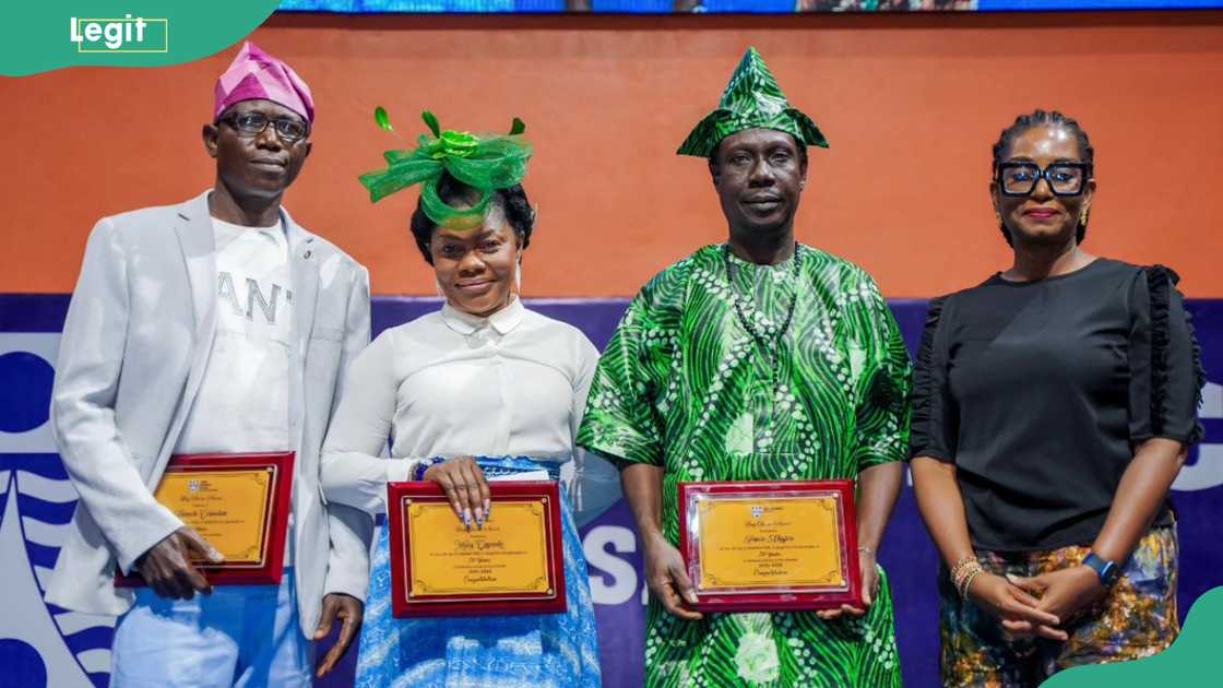 Lagos Business School students display certificates after completing a course Lagos Business School students display certificates after completing a course