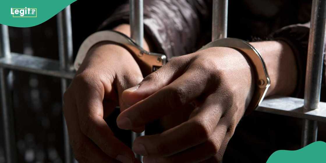 Court jails fake lawyer Court jails fake lawyer
