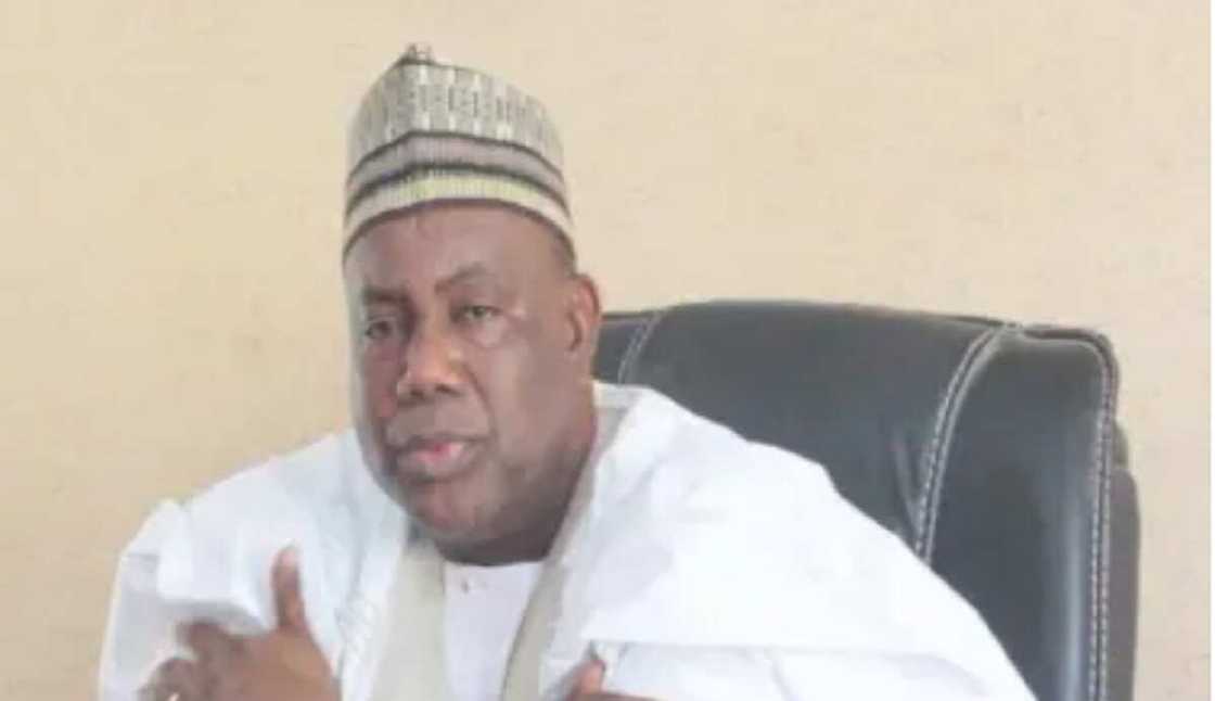 Kano: Tsohon Kwamishinan Ganduje Ya Fita Daga Jam'iyyar APC Kano: Tsohon Kwamishinan Ganduje Ya Fita Daga Jam'iyyar APC