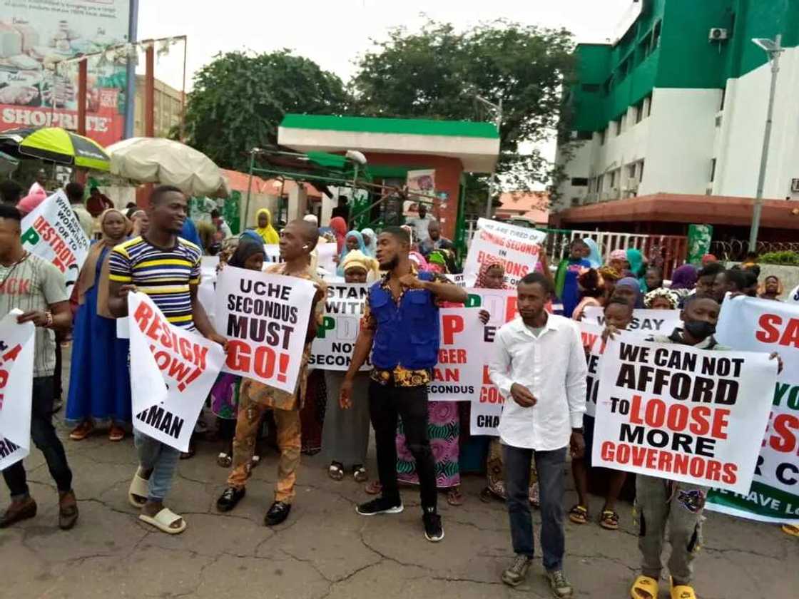 Matasan PDP sun fito zanga-zanga a Abuja Matasan PDP sun fito zanga-zanga a Abuja