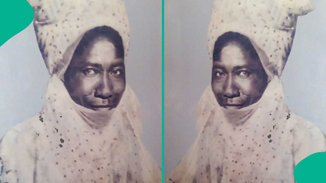 Sarki Sanusi Bayero ya yi sarautar Kano daga 1954 zuwa 1963.