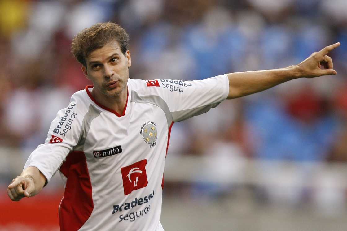 Which footballer has the most goals in history? Which footballer has the most goals in history?
