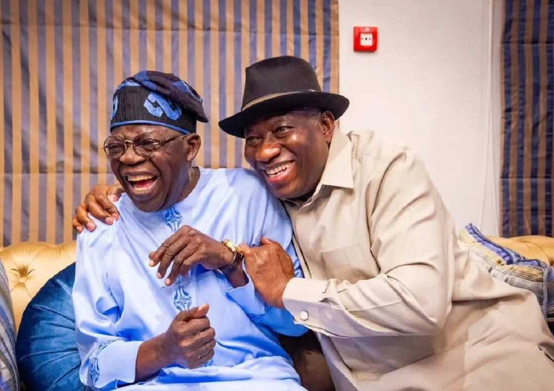 Tinubu da Jonathan Tinubu da Jonathan