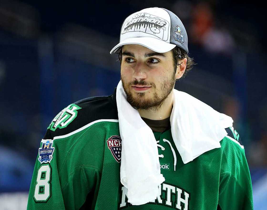 hot hockey players hot hockey players