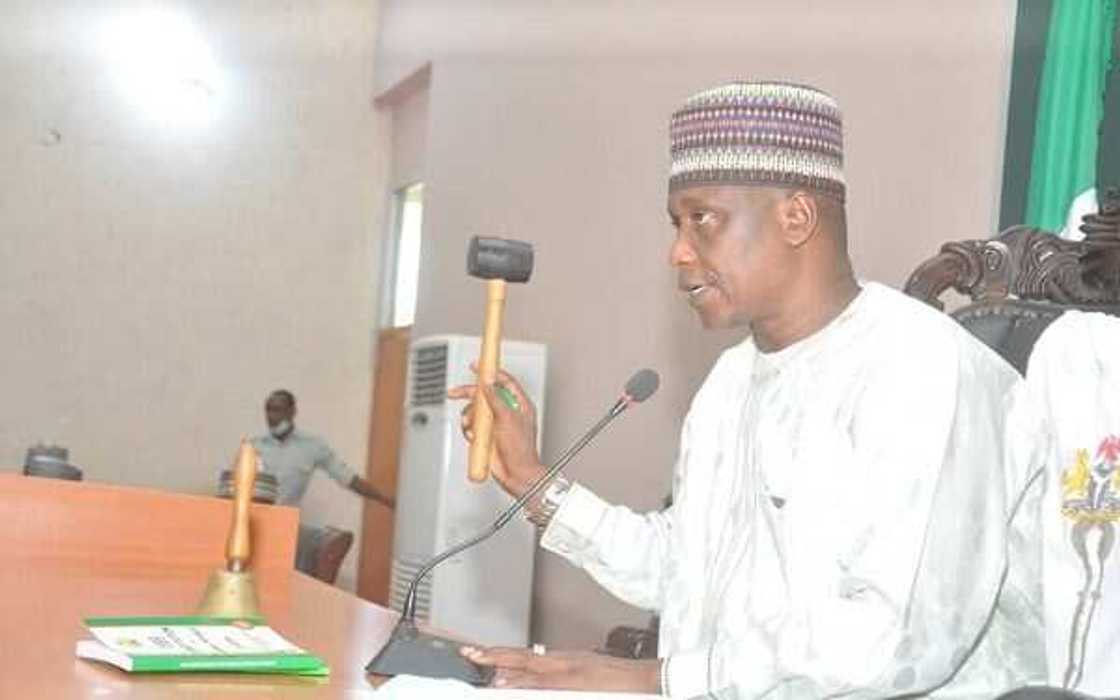 Kakakin majalisar dokokin jihar Bauchi, Abubakar Suleiman
Hakkin mallakar hoto; Jaridar The Nation Kakakin majalisar dokokin jihar Bauchi, Abubakar Suleiman
Hakkin mallakar hoto; Jaridar The Nation