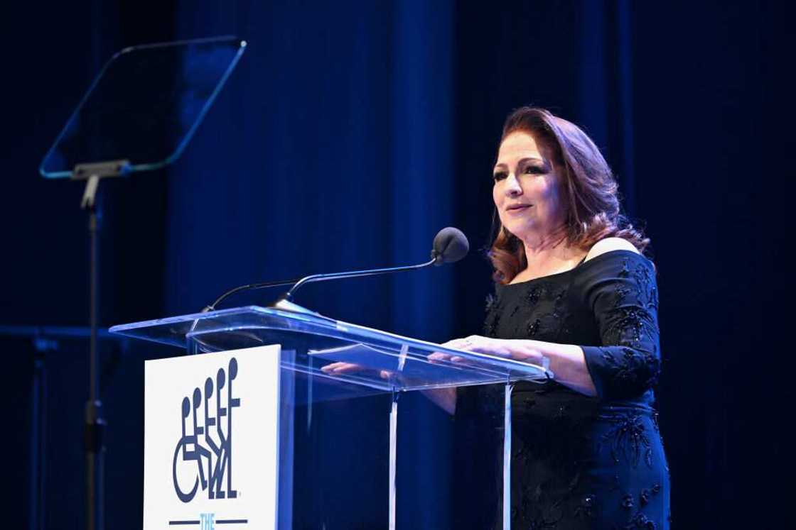 Famous singers in the 80s Famous singers in the 80s