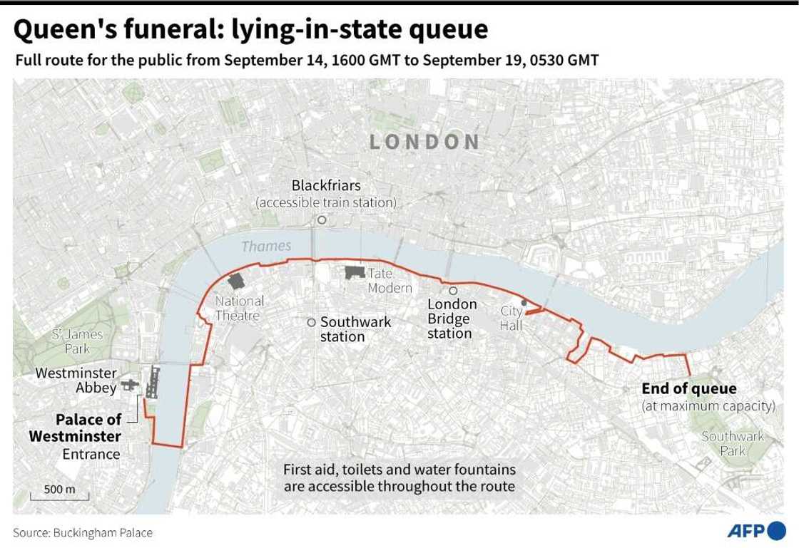 Mourners braved hours of waiting for their chance to see the late monarch Mourners braved hours of waiting for their chance to see the late monarch