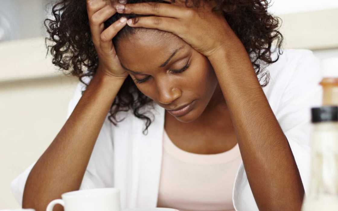 Mun zuba soyayya da mijin yayata, yanzu haka ya dirka min ciki, Budurwa na son shawara Mun zuba soyayya da mijin yayata, yanzu haka ya dirka min ciki, Budurwa na son shawara