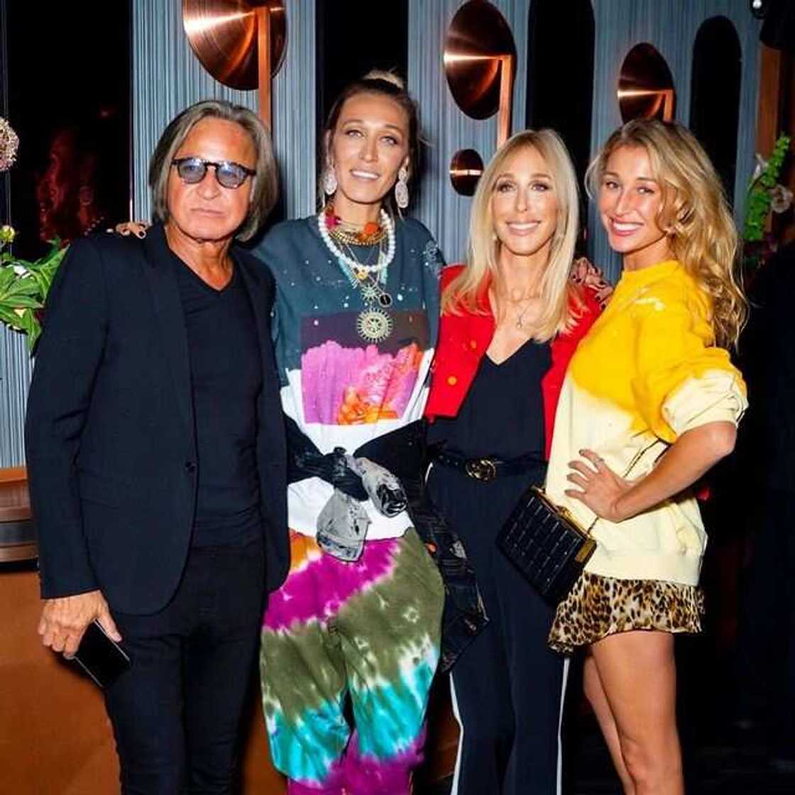 Alana Hadid’s siblings Alana Hadid’s siblings