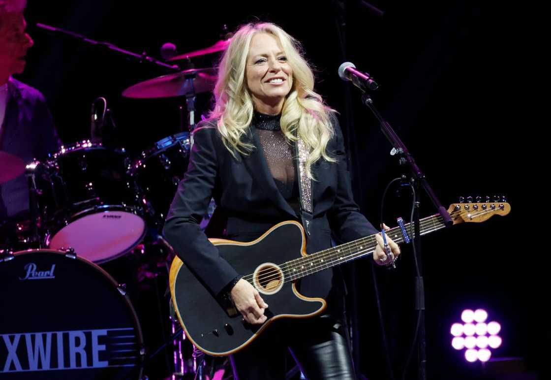 Deana Carter at Bridgestone Arena in Nashville, Tennessee Deana Carter at Bridgestone Arena in Nashville, Tennessee