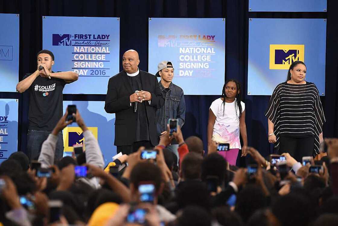 From (L-R) Diggy, Rev. Run, Russell Simmons II, Miley Justine and Justine Simmons at the Harlem Armory