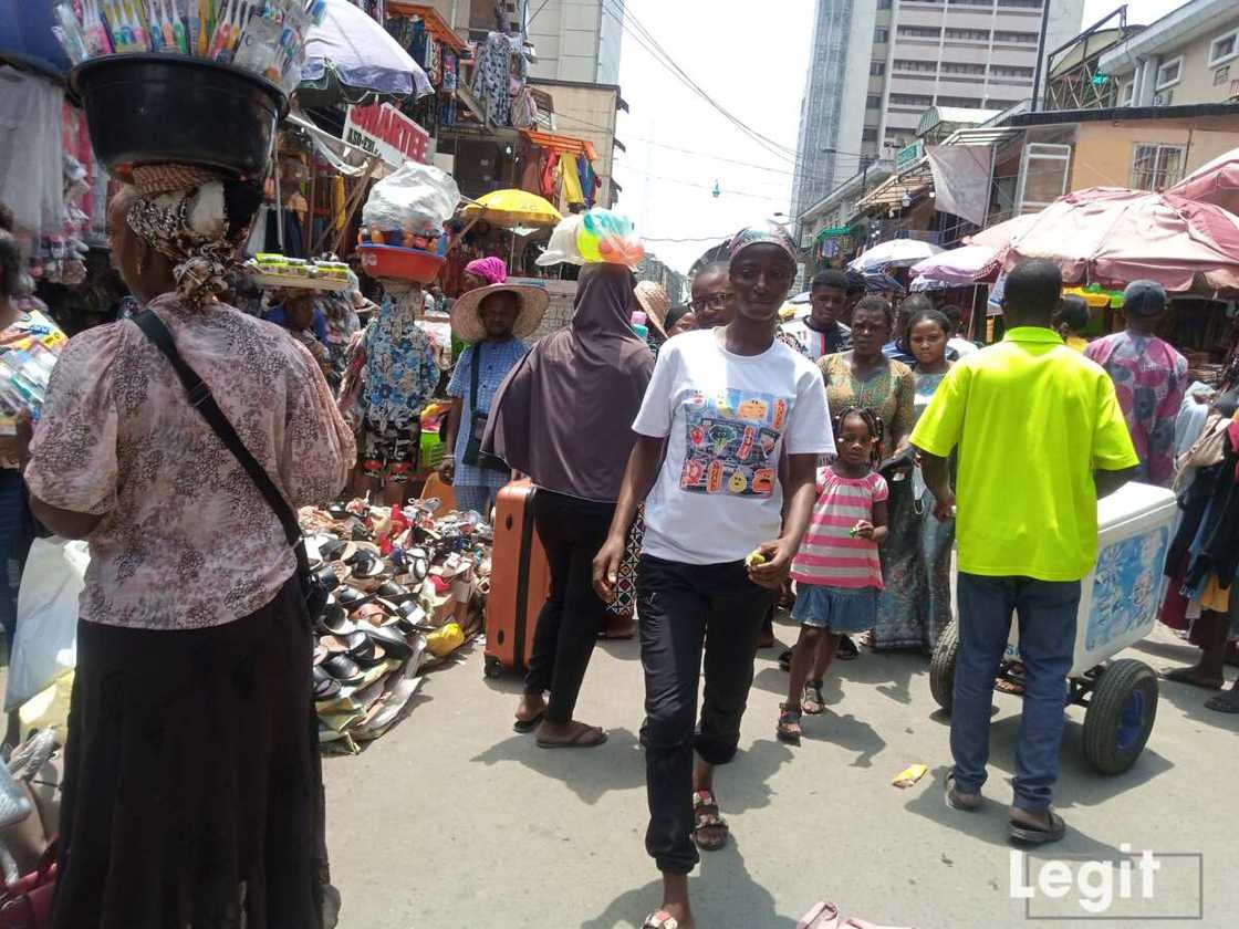 Business activities at a popular market in Lagos Island, Lagos. Photo credit: Esther Odili Business activities at a popular market in Lagos Island, Lagos. Photo credit: Esther Odili
