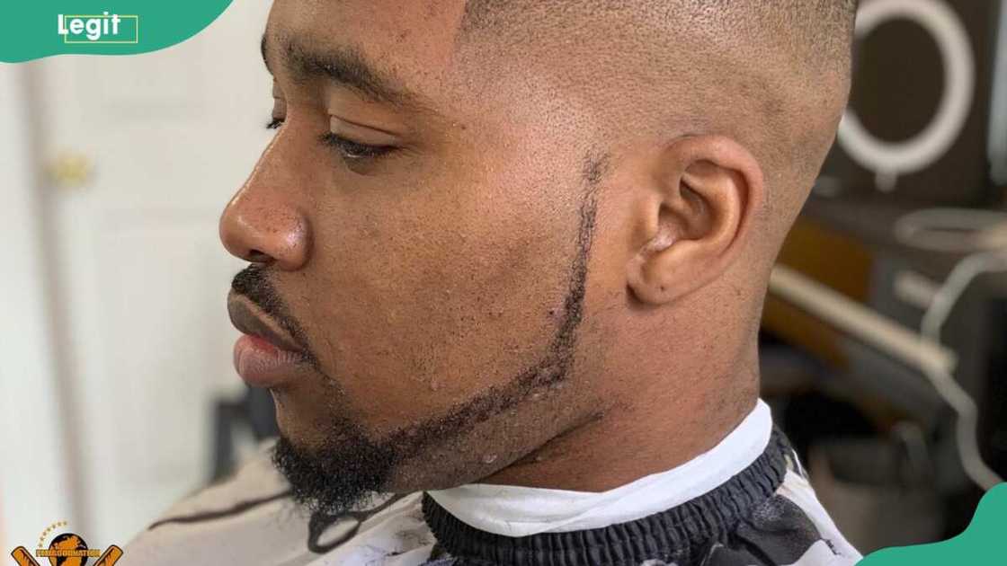 Pencil circle beard Pencil circle beard