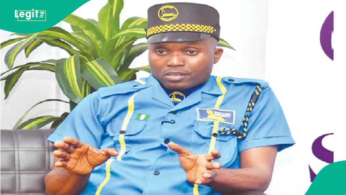Proton Security honours Adebanjo Samuel for his honesty and professionalism in Nigeria’s security industry.