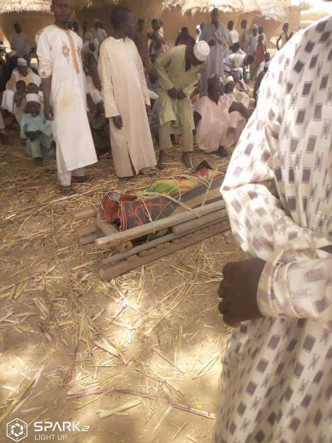 Innalillahi wa inna ilahi raji’un: Anyi jana’izar mutane 16 da yan bindiga suka kashe a Sokoto Innalillahi wa inna ilahi raji’un: Anyi jana’izar mutane 16 da yan bindiga suka kashe a Sokoto