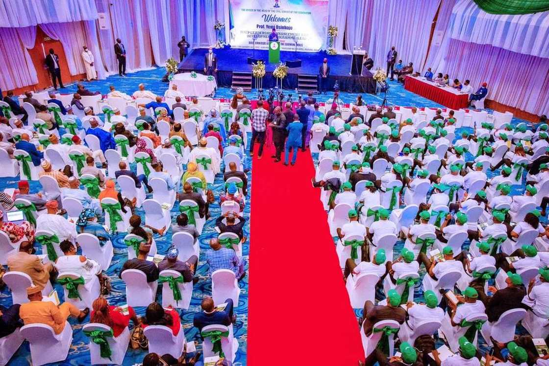 Gwamnatin Tarayya Gwamnatin Tarayya