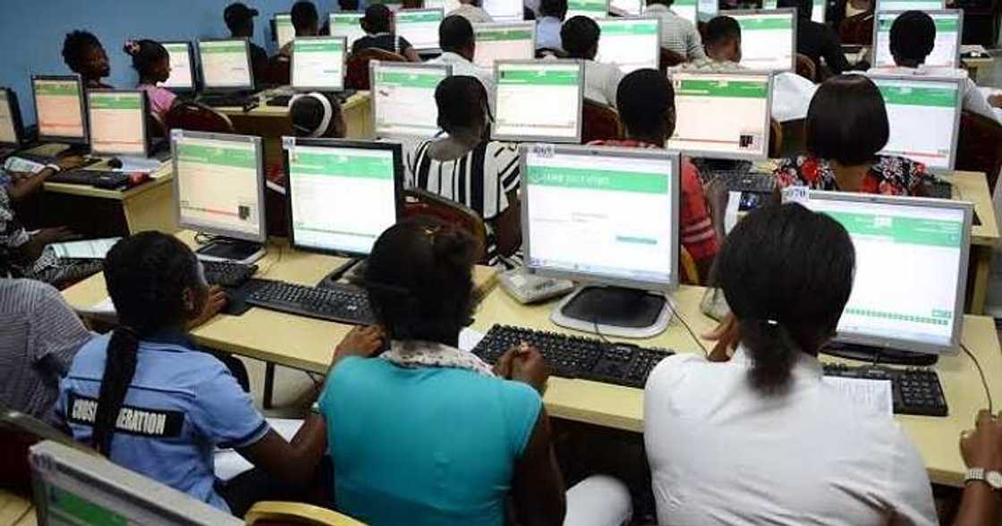 Young girl gets 328, Jamb score Young girl gets 328, Jamb score