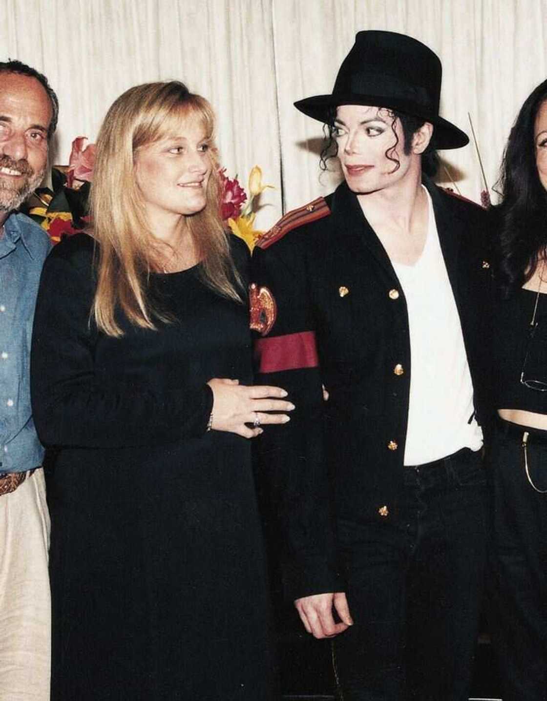 Debbie Rowe and Michael Jackson