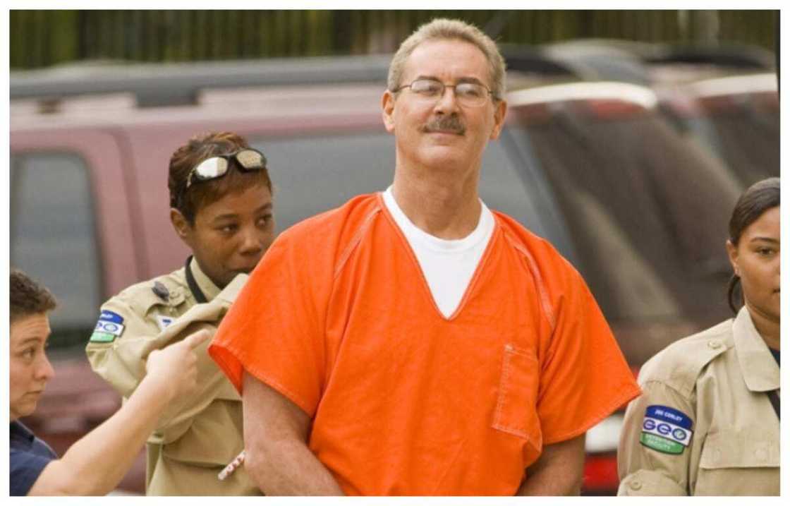 Jerin masu halin da su ka koma ba su da dukiya a Duniya da labaransu