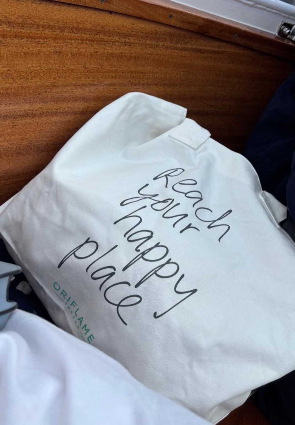 Oriflame Through Our Eyes: A Journey of Beauty, Discovery & Inspiration Oriflame Through Our Eyes: A Journey of Beauty, Discovery & Inspiration