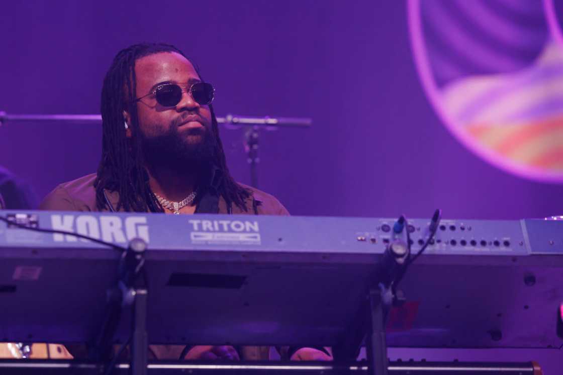 Jahred Gordon performs at The Trusts Arena Jahred Gordon performs at The Trusts Arena