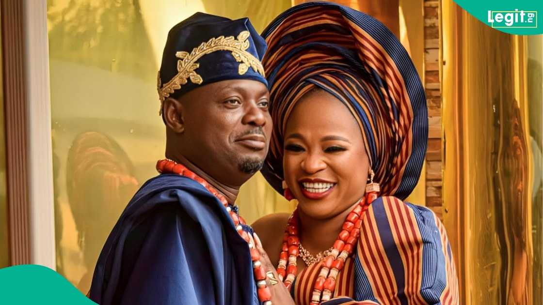 Desola Afod asks public for clarity after receiving mixed reactions over her relationship behaviour online
