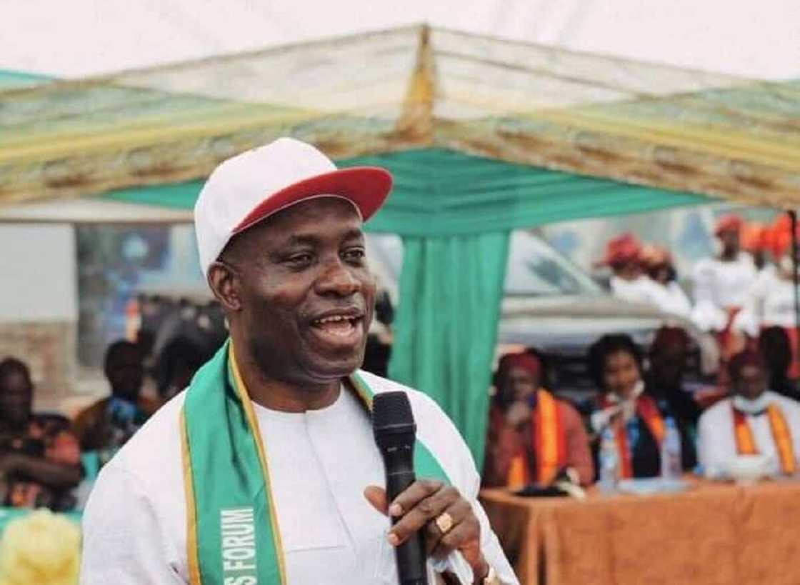 Ruwan wuta aka yi mana na minti 15, Soludo ya bada labarin karonsu da 'yan bindiga Ruwan wuta aka yi mana na minti 15, Soludo ya bada labarin karonsu da 'yan bindiga