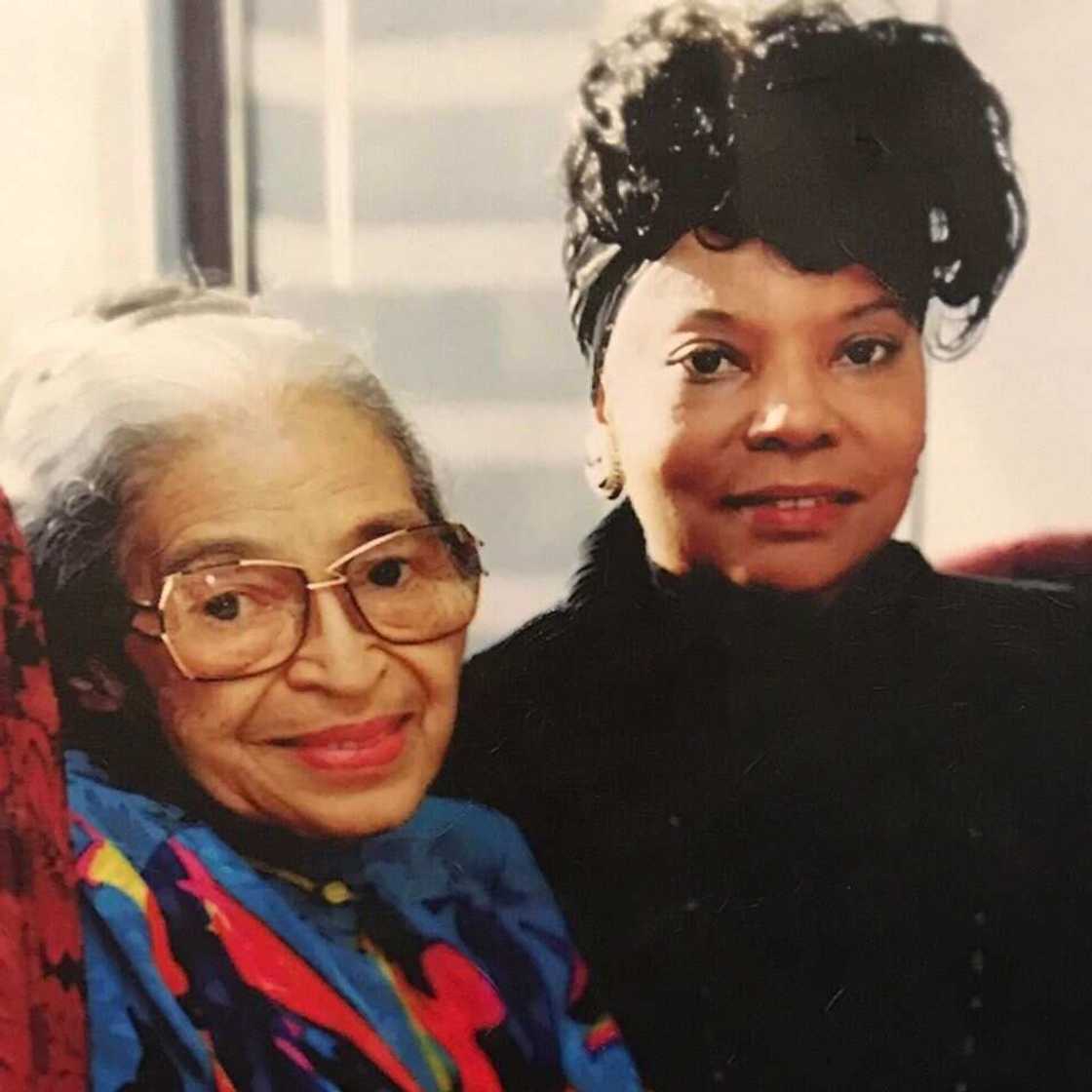 Why did Rosa Parks not give up her seat? Why did Rosa Parks not give up her seat?