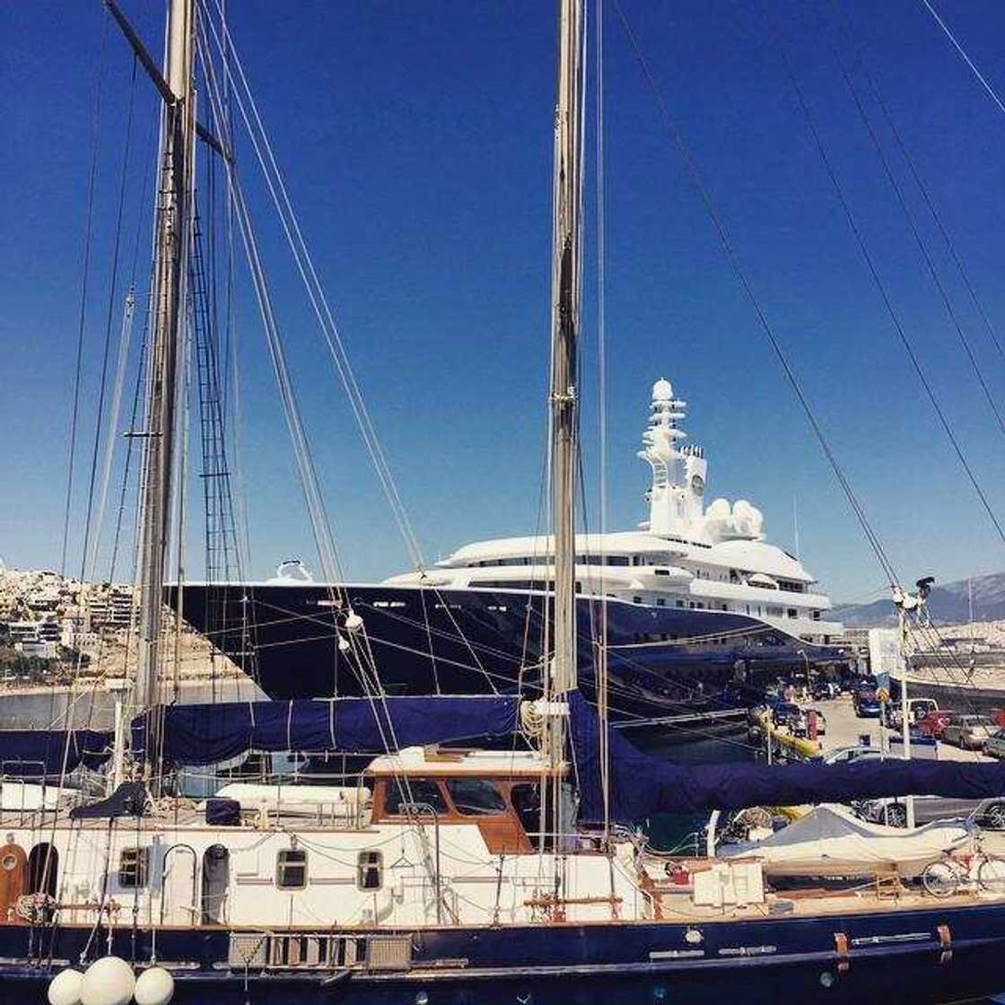 Expensive boats Expensive boats