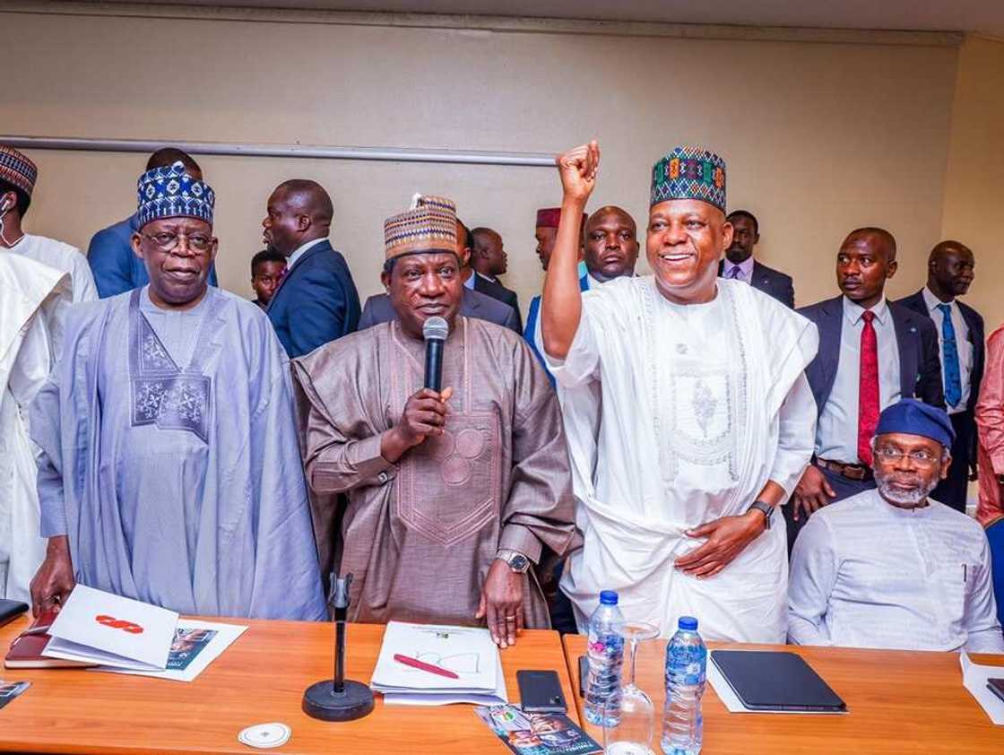 Tinubu/Shettima/APC Presidential Campaign Council/Manifesto Tinubu/Shettima/APC Presidential Campaign Council/Manifesto