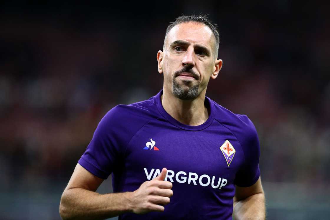 Franck Ribéry looks on before the Serie A match between Ac Milan and ACF Fiorentina