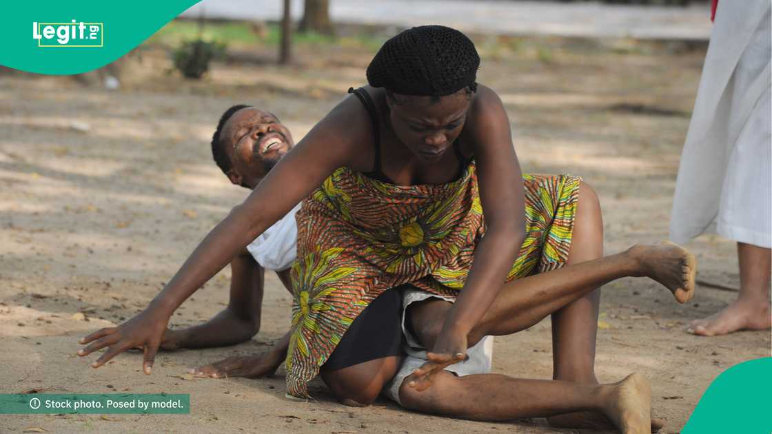 Wata matar aure ta yanka mijinta a mazakuta