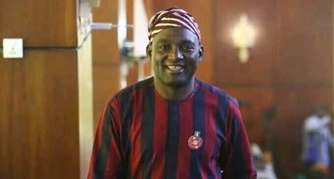 Dan majalisa ya rasa tikitin komawa takara a jam'iyyar APC Dan majalisa ya rasa tikitin komawa takara a jam'iyyar APC