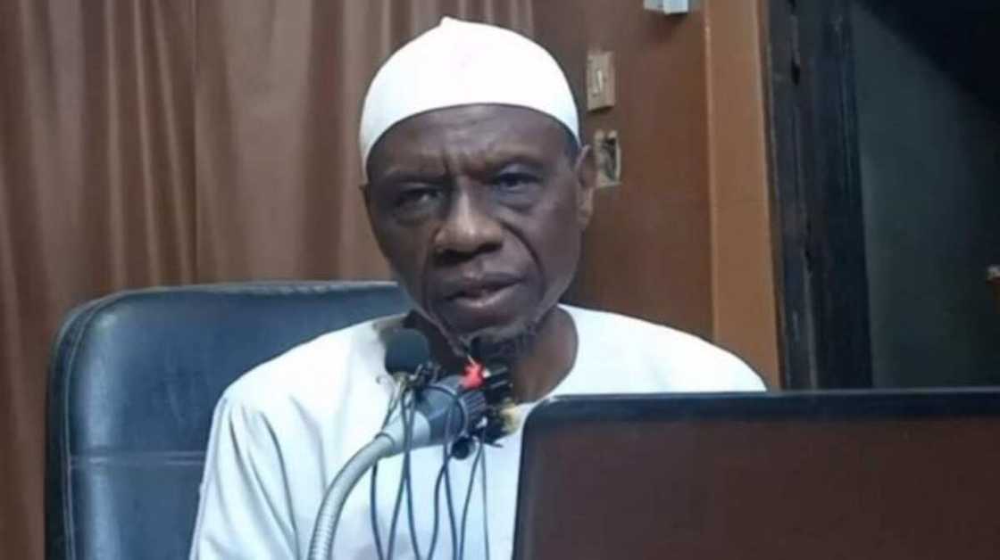 Kotu ta umarci jami'an tsaro su cafko mata Sheikh Abdul'aziz Idris Kotu ta umarci jami'an tsaro su cafko mata Sheikh Abdul'aziz Idris