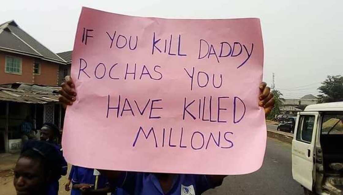 College students reportedly protest over arrest of Okorocha College students reportedly protest over arrest of Okorocha